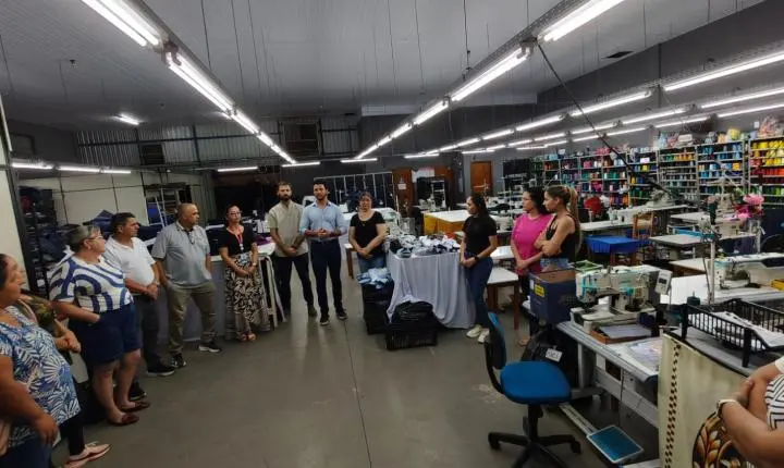 Faculdade do Trabalhador inicia curso de Costura Industrial em parceria com o Senai