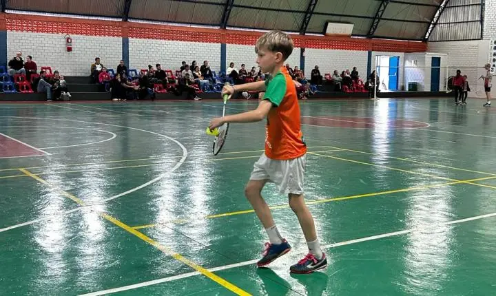 Festival Municipal de Badminton 2026 reúne atletas e fortalece a modalidade em Palotina
