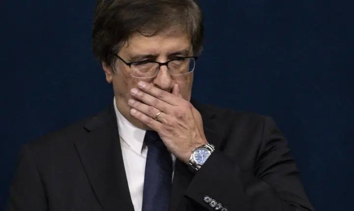 Paulo Gonet não identifica falta grave em caso de arma ligada a Bolsonaro