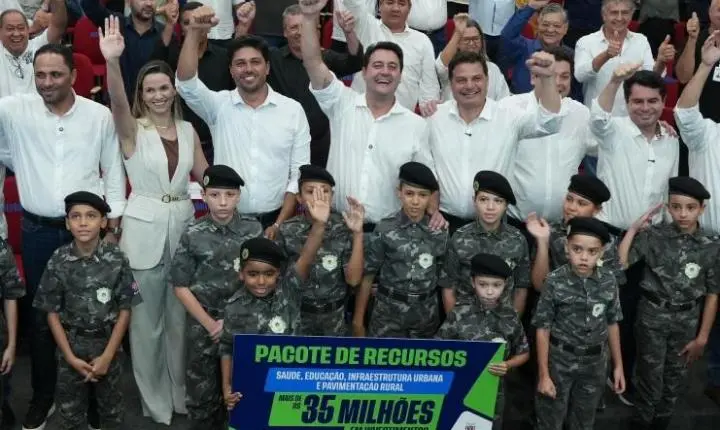 Governador libera R$ 35 milhões para obras urbanas, estradas rurais e maquinários em Altônia