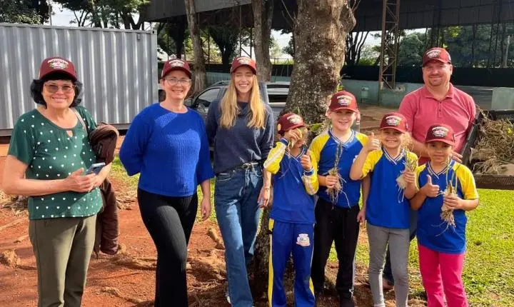 Grupo Idosos Unidos Venceremos de Maripá inicia programação do Junho Violeta com palestra e ação intergeracional