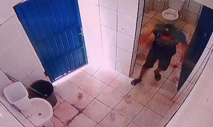 Homem é encontrado ferido em banheiro de praça e caso é investigado em Palotina