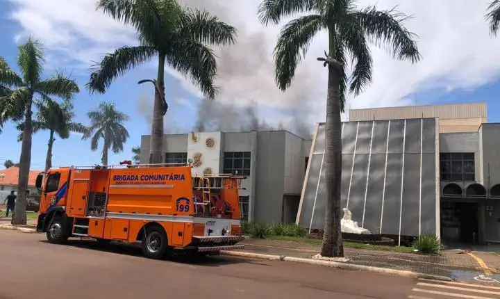 Incêndio atinge salas da Casa da Cultura de Assis Chateaubriand