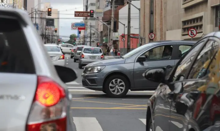 IPVA 2026: pagamento de parcelas das placas 9 e 0 encerra nesta sexta-feira