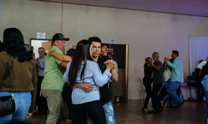 Jantar dançante reúne 350 pessoas e fortalece a Comunidade Nossa Senhora de Fátima em Palotina