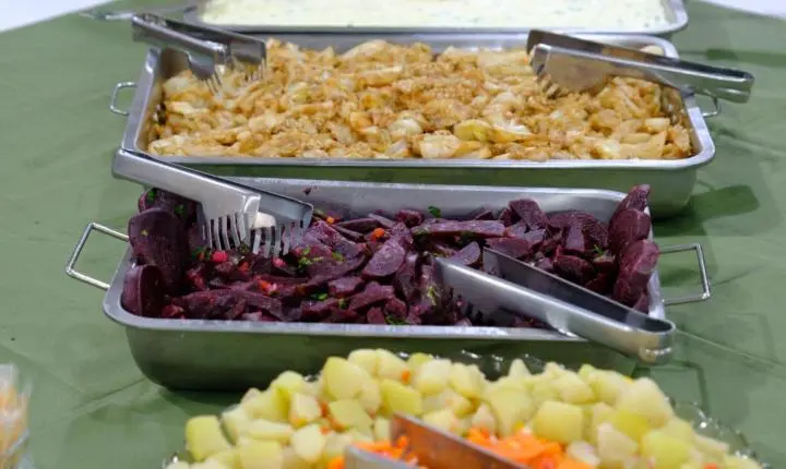 Jantar dançante reúne 350 pessoas e fortalece a Comunidade Nossa Senhora de Fátima em Palotina