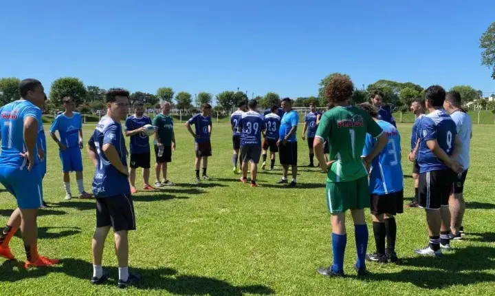 Jogo beneficente une igrejas e arrecada cestas básicas para famílias carentes em Palotina