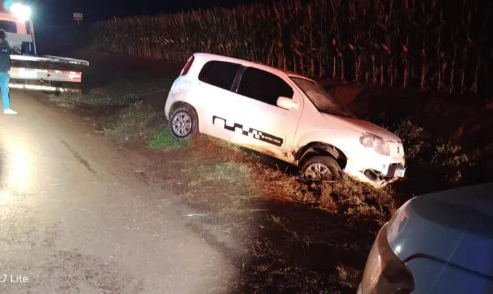 Jovem fica ferido após saída de pista na PR-182 entre Toledo e Maripá