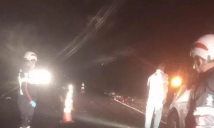 Jovem morre e homem fica gravemente ferido após acidente, em Terra Roxa