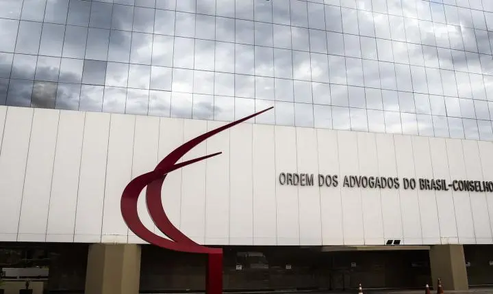 Nova lei sancionada amplia cargos na diretoria da OAB no Brasil