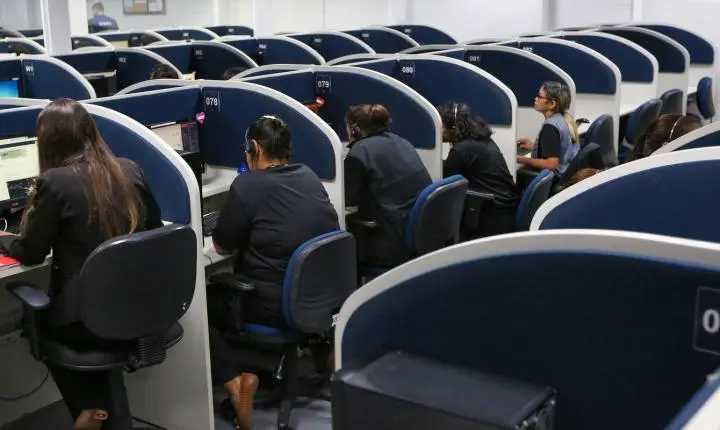 Ligue 180 registra mais de 1,5 mil denúncias de violência política de gênero