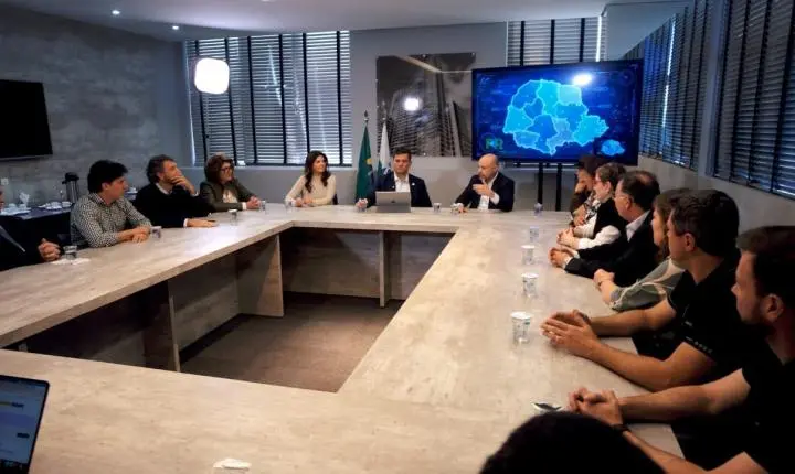 Luiz Ernesto destaca participação popular na construção do plano de governo de Sergio Moro