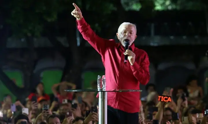 Plano de governo de Lula propõe novo Ministério da Segurança e aumento do mínimo