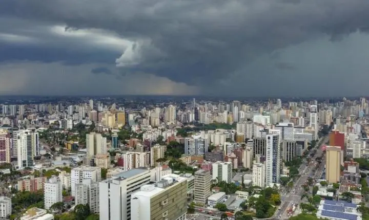 Maio registrou chuvas acima e temperaturas abaixo da média no Paraná, aponta Simepar