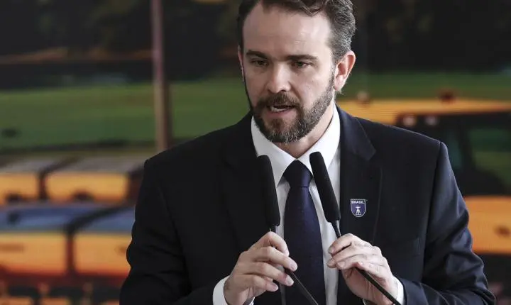 Ministro Durigan alerta para risco de revisão do acordo político na reforma tributária