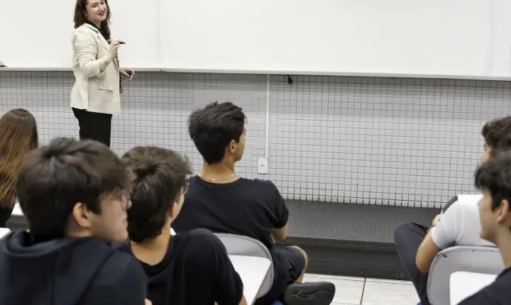 Mais de 625 mil candidatos realizam a Prova Nacional Docente neste domingo em todo o país