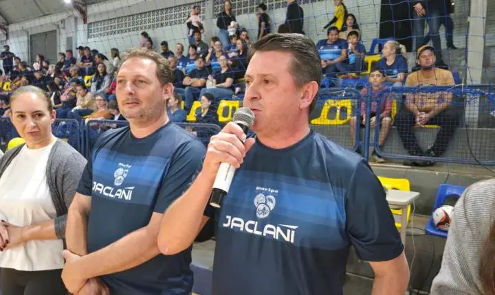  Maripá abre 11º Campeonato Municipal de Futsal de Base com 23 equipes e cerca de 300 atletas