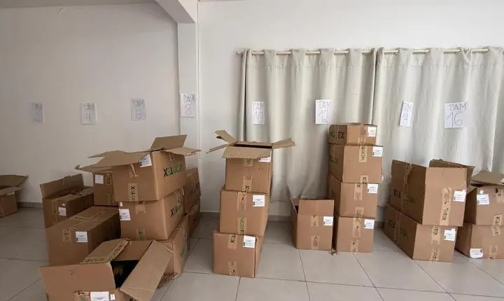 Maripá amplia investimentos na educação e entrega mais de 500 kits de uniformes escolares para alunos da rede municipal