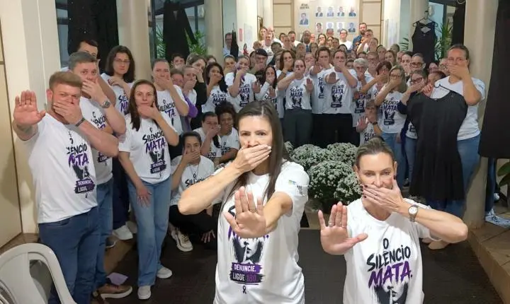 Maripá promove ação de conscientização contra a violência à mulher mesmo com chuva