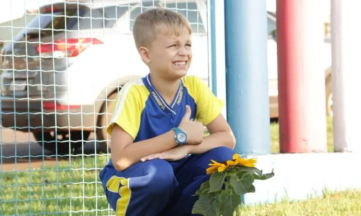 Maripá promove ação de conscientização no Dia Mundial do Autismo com plantio de girassóis