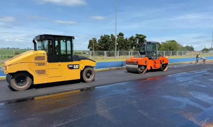 Maripá realiza ajustes finais na pista do Tratoródromo visando segurança no Arrancadão de Tratores