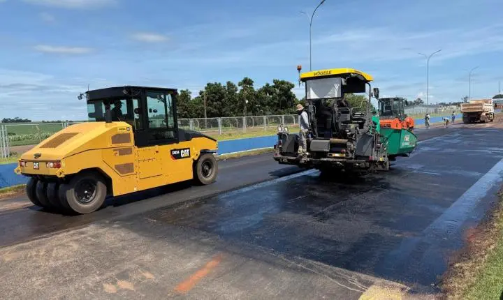 Maripá realiza ajustes finais na pista do Tratoródromo visando segurança no Arrancadão de Tratores