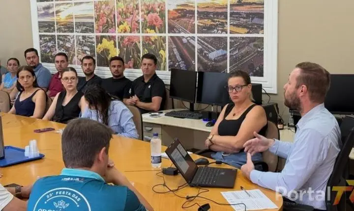Maripá realiza reunião estratégica para fortalecer gestão e aprimorar processos licitatórios