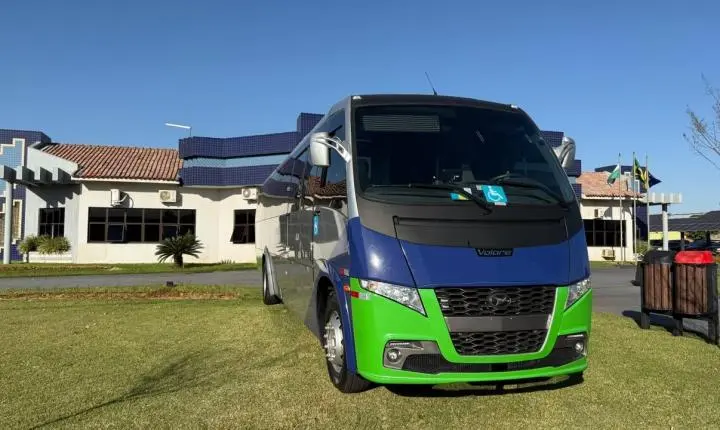 Maripá recebe novo ônibus para transporte de pacientes com investimento superior a R$ 700 mil