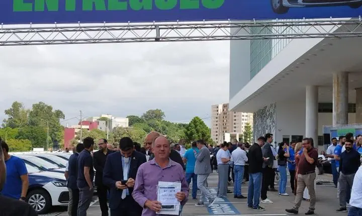 Maripá recebe novo veículo para fortalecer atendimento da Agência do Trabalhador