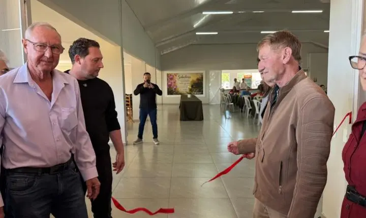 Maripá reinaugura Centro Comunitário dos Idosos de Candeia após ampla revitalização e investimento superior a R$ 800 mil