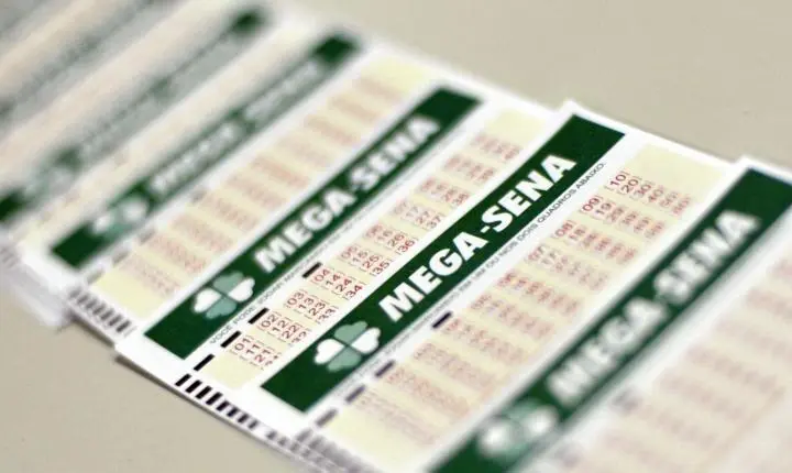 Prêmio da Mega-Sena acumula e pode pagar R$ 100 milhões neste domingo