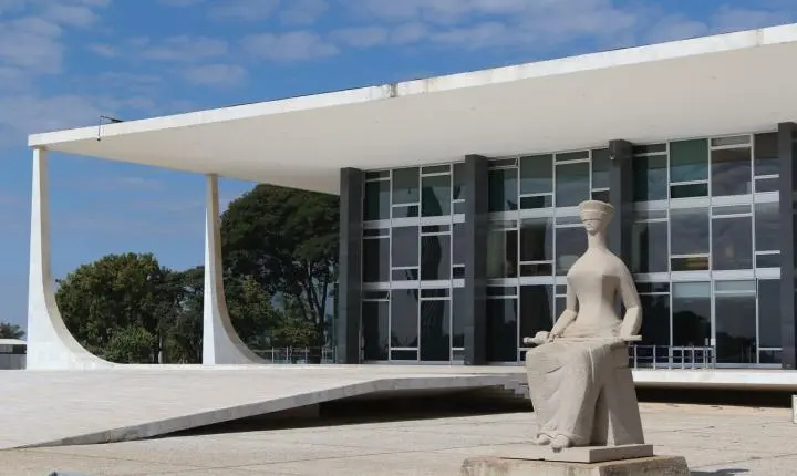 Alexandre de Moraes assume presidência temporária do STF nesta sexta-feira