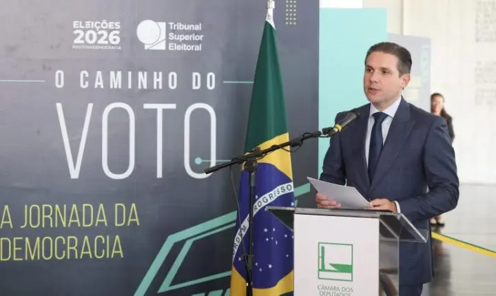 Hugo Motta comemora expansão histórica da bancada feminina na Câmara
