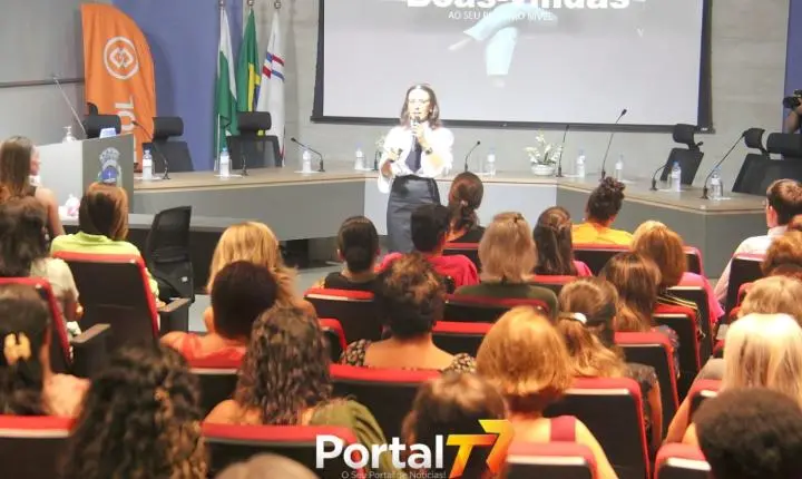 Noite de reflexão: evento na Câmara de Palotina destaca desafios das mulheres