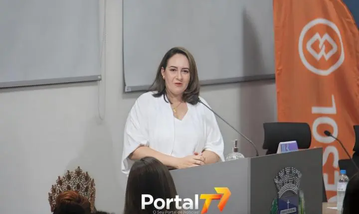 Noite de reflexão: evento na Câmara de Palotina destaca desafios das mulheres
