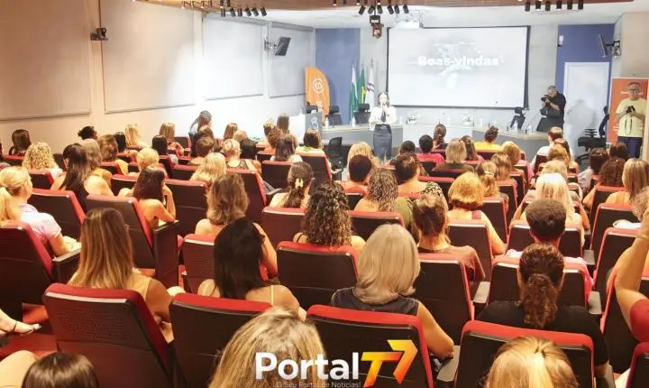 Noite de reflexão: evento na Câmara de Palotina destaca desafios das mulheres