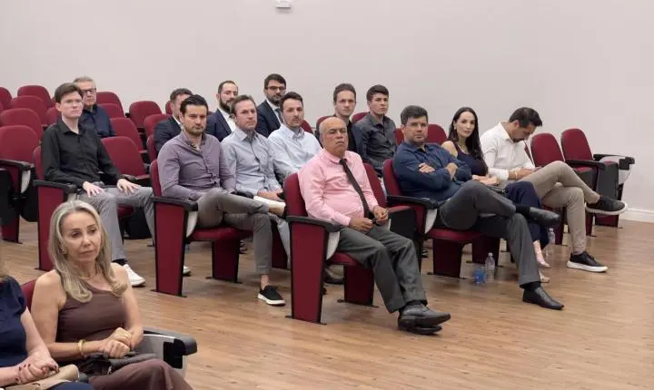 OAB Palotina recebe presidente da OAB Paraná para palestra sobre ativismo jurídico do STF