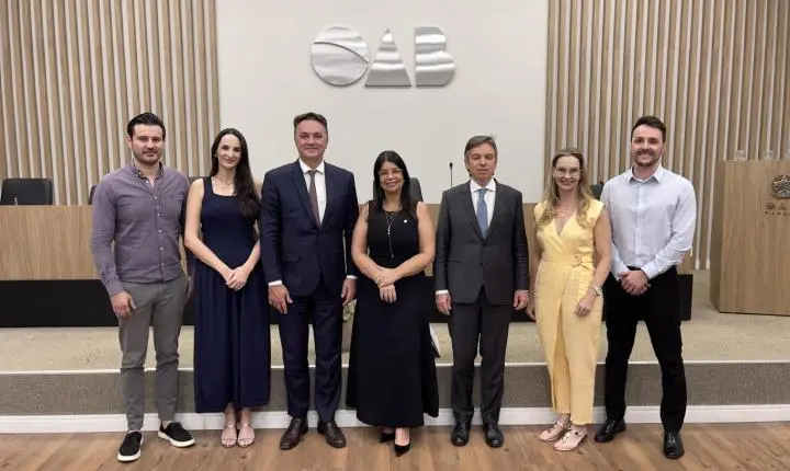 OAB Palotina recebe presidente da OAB Paraná para palestra sobre ativismo jurídico do STF