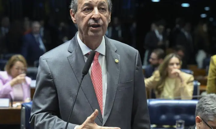 Omar Aziz vence as eleições e é eleito governador do Amazonas