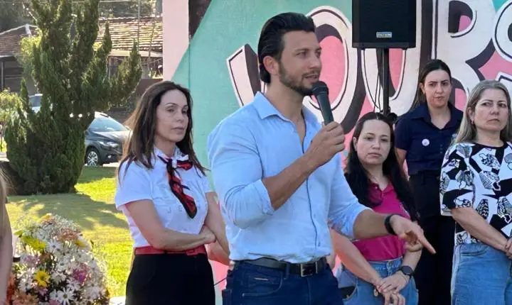 Palotina reforça combate à violência contra a mulher com entrega do Banco Vermelho e lançamento do Programa Recomeçar