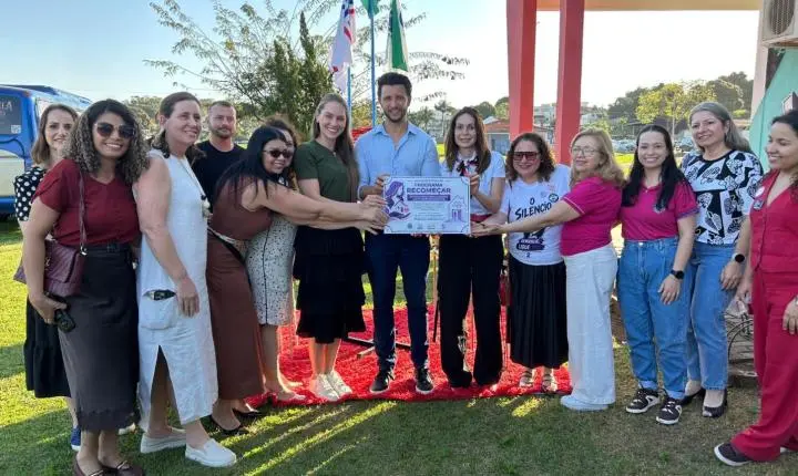 Palotina reforça combate à violência contra a mulher com entrega do Banco Vermelho e lançamento do Programa Recomeçar