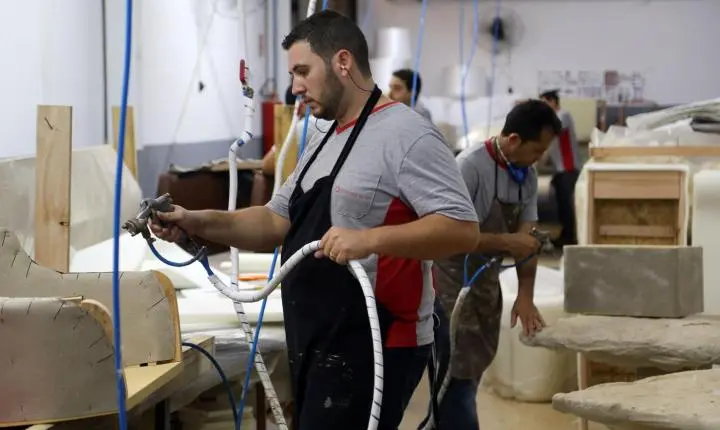 Paraná abre semana com mais de 20,8 mil vagas de trabalho