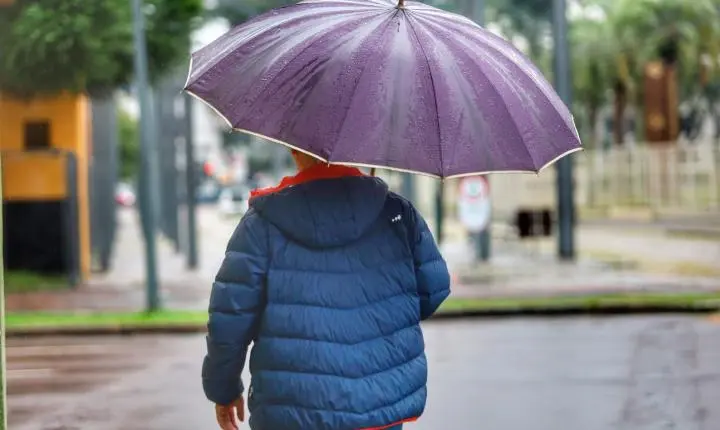 Paraná terá fim de semana chuvoso e novo declínio das temperaturas, prevê Simepar