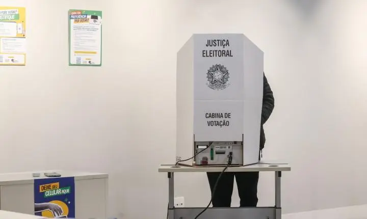 Portugal abriga o maior colégio eleitoral no domingo com apoio do TSE
