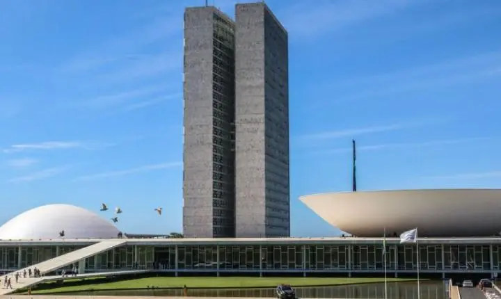 Governo deve enviar a Lei Orçamentária Anual de 2027 ao Congresso nesta segunda