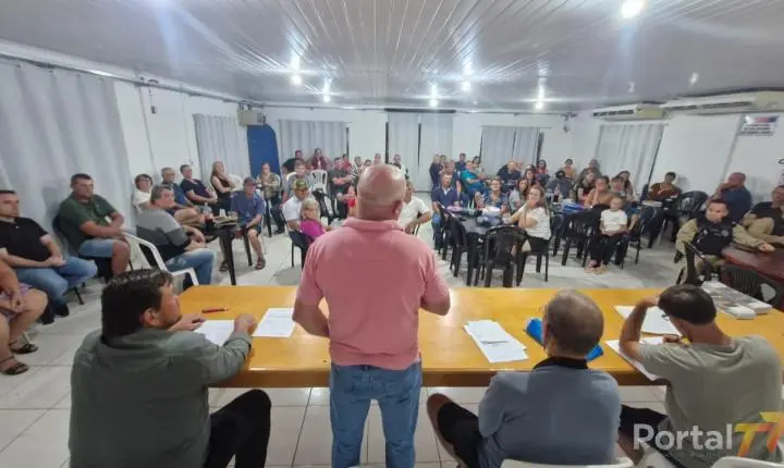 Prefeito participa de assembleia de associação moradores e destaca investimentos, segurança e melhorias na energia em Maripá