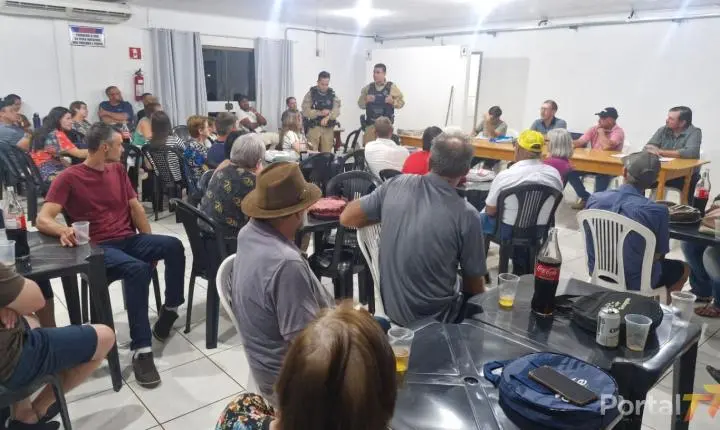 Prefeito participa de assembleia de associação moradores e destaca investimentos, segurança e melhorias na energia em Maripá