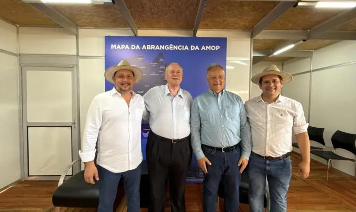 Prefeito Rodrigo Schanoski lidera articulações no Show Rural Coopavel e celebra investimento histórico para Maripá