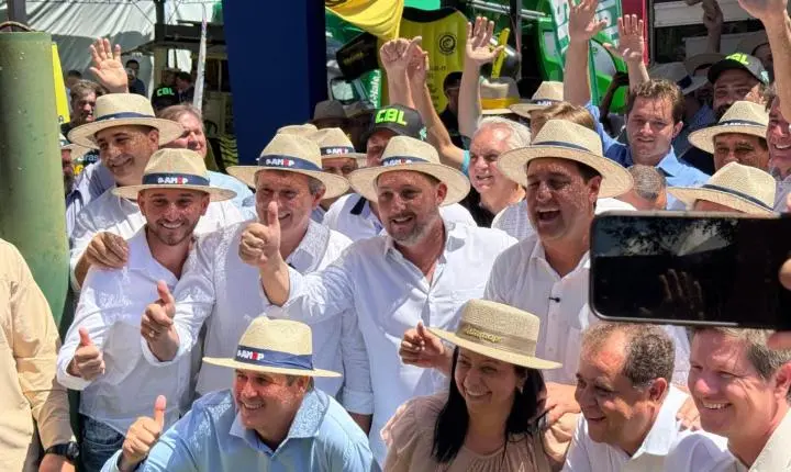 Prefeito Rodrigo Schanoski lidera articulações no Show Rural Coopavel e celebra investimento histórico para Maripá