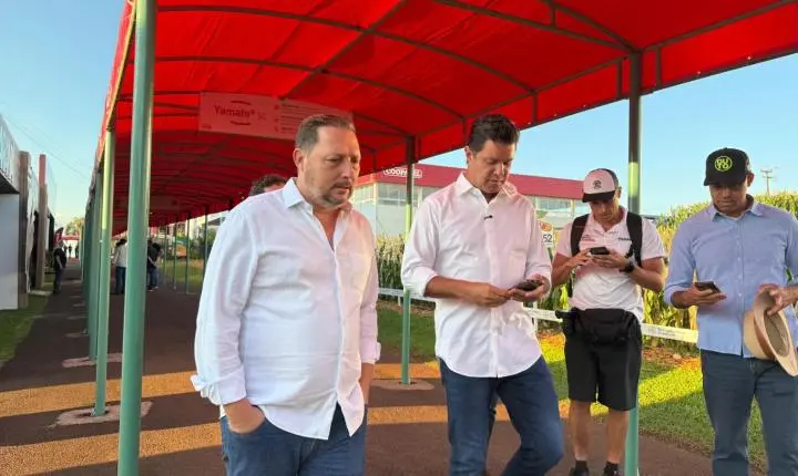 Prefeito Rodrigo Schanoski lidera articulações no Show Rural Coopavel e celebra investimento histórico para Maripá
